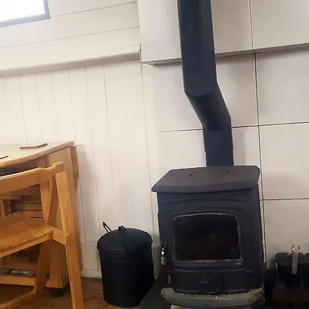 Roisin Dubh Houseboat 5* Sallins