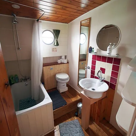 Roisin Dubh Houseboat Bateau-hôtel