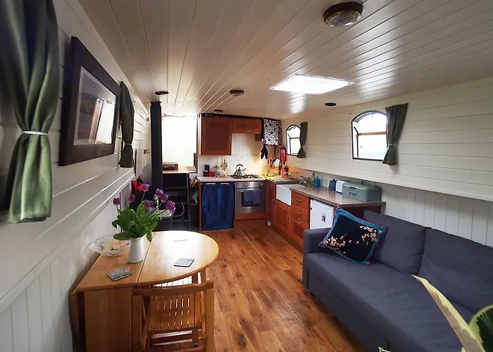 Roisin Dubh Houseboat Ботель Sallins